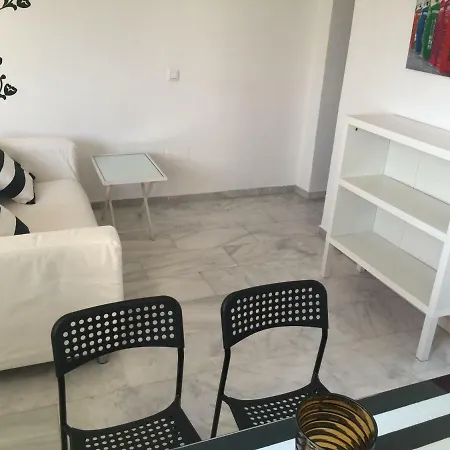Estudio En Malaga * Малага